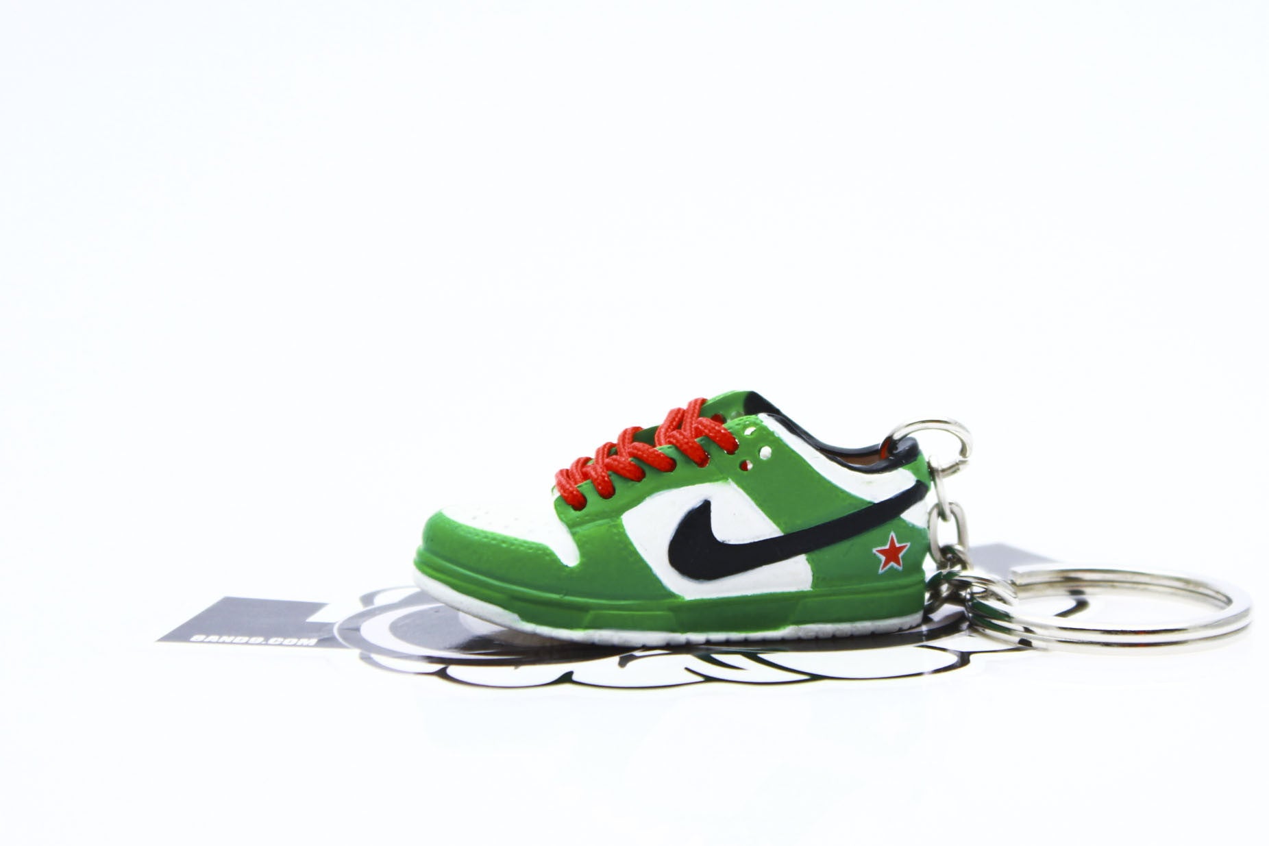 Nike Heineken SB Dunk Low Sneaker Keychain