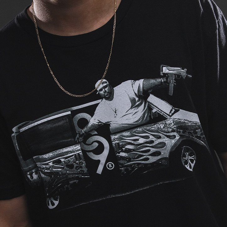 Punisher tour t shirt black close up