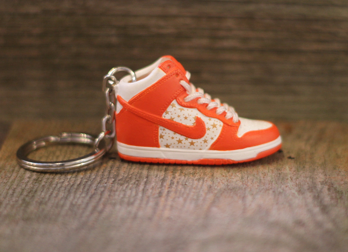 Nike Supreme Dunk High Orange Sneaker Keychain